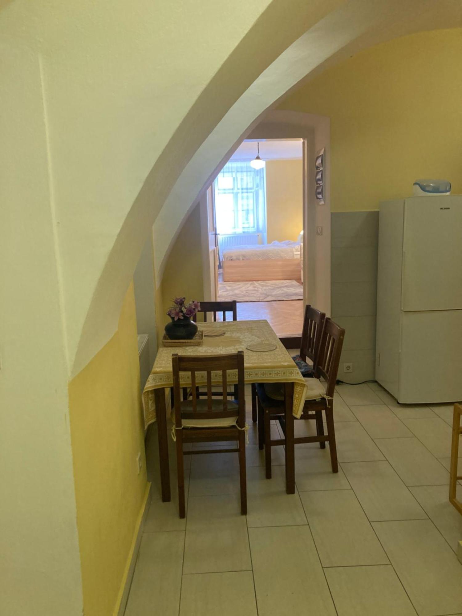 Katalin Apartment *
