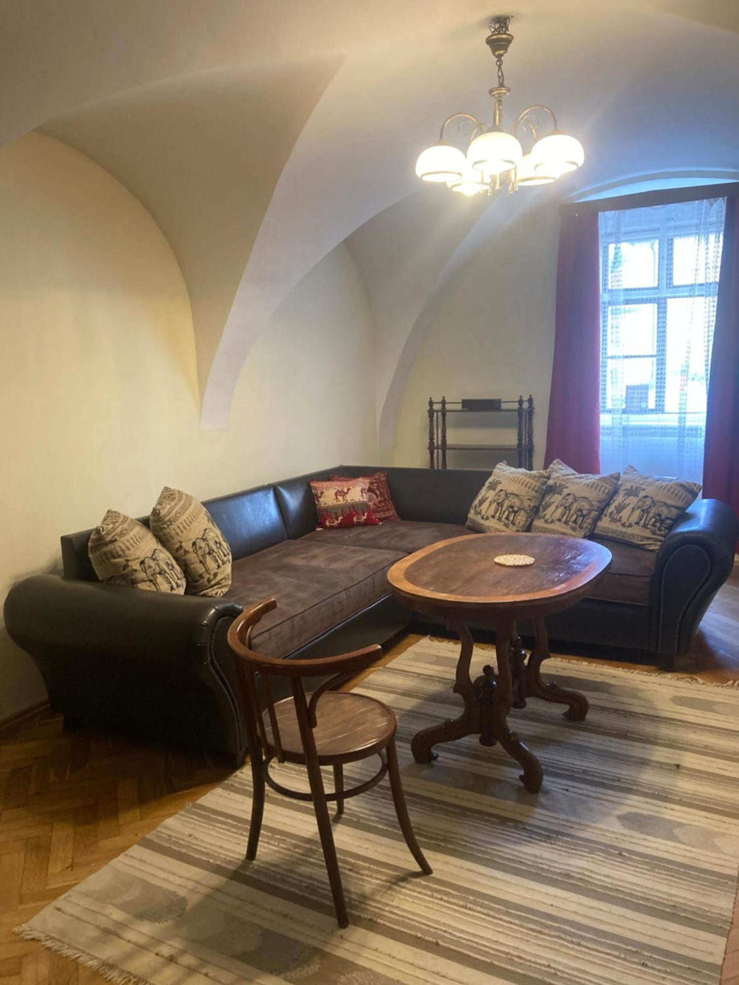 Katalin Apartment *